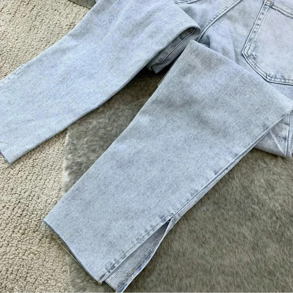 NWT High-Rise Curvy OG Straight Ankle Jeans - Picture 8 of 14